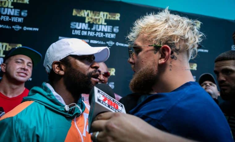 Caliente altercado entre Jake Paul y Floyd Mayweather Jr. en juego de Miami Heat