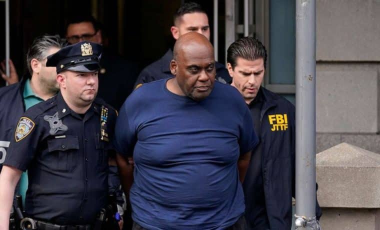 Hombre acusado del tiroteo en metro de Nueva York se declara culpable
