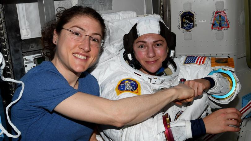 ¡Haciendo historia! Cristina Koch y Jessica Meir primeras en realizar caminata espacial sólo por mujeres (Video)