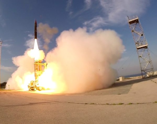 Israel muestra al mundo su sistema antimisiles Jetz 3 (Video)