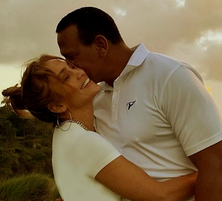 Jennifer Lopez y Alex Rodriguez aclaran que siguen juntos