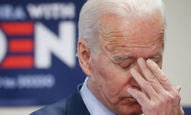 Crece escándalo de Biden: Hallaron más documentos clasificados en su residencia