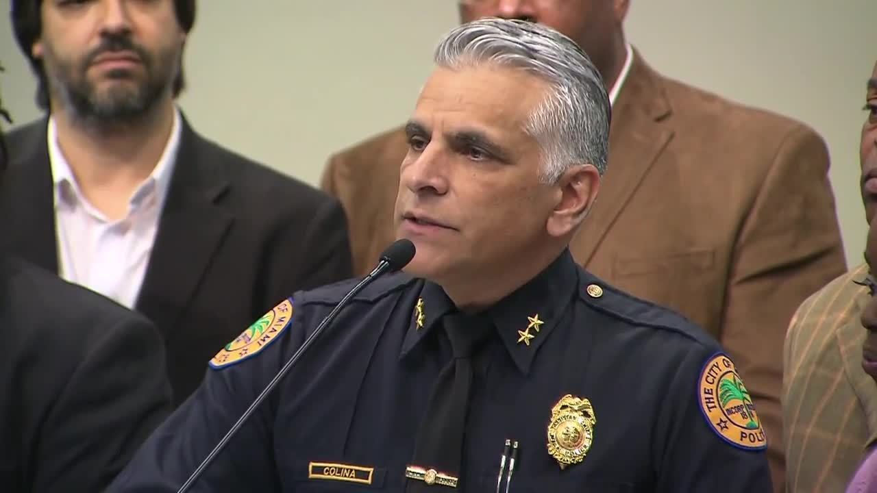 Sindicato pide la renuncia del jefe de la policía de Miami