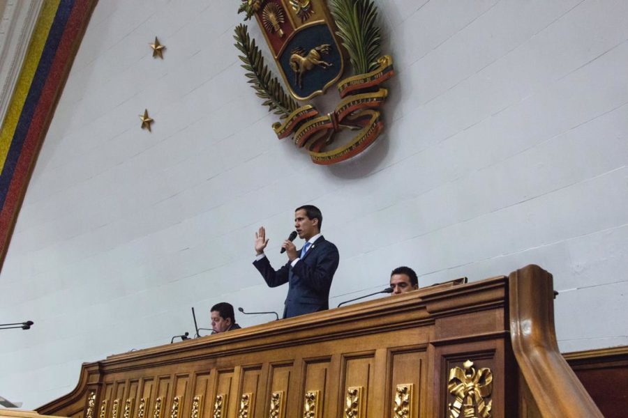 Parlamento venezolano se declara en sesión permanente hasta lograr designación del comité de postulaciones del CNE