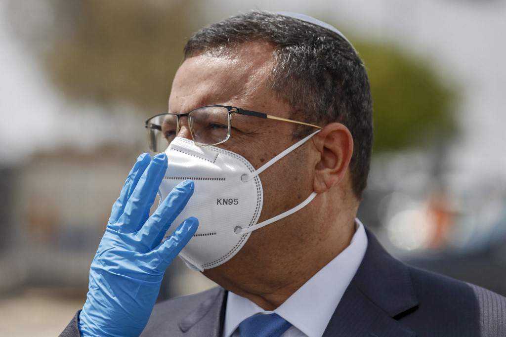 Amazón no venderá máscaras quirúrgica N95 o kit de prueba COVID-19 a consumidores