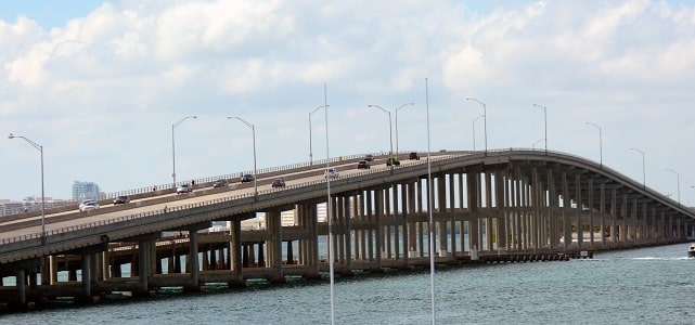 Pases para ingresar a Rickenbacker Causeway en Key Biscayne deben ser renovados