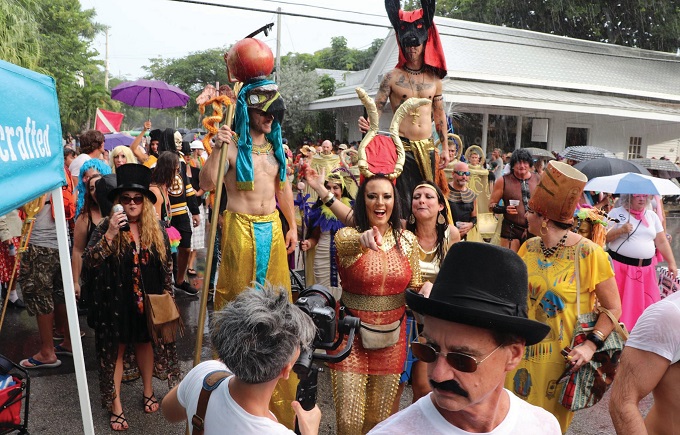 Autoridades cancelan el Fantasy Fest en Key West