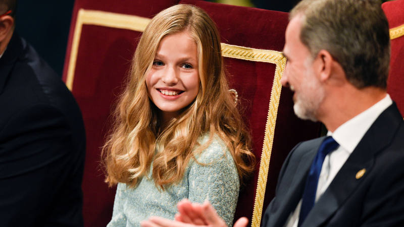 La princesa Leonor con 15 años presidió su primer acto sin sus padres