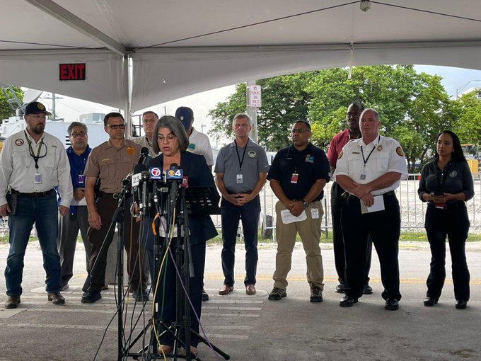 Alcaldesa de Miami-Dade ordena la demolición del edificio en Surfside