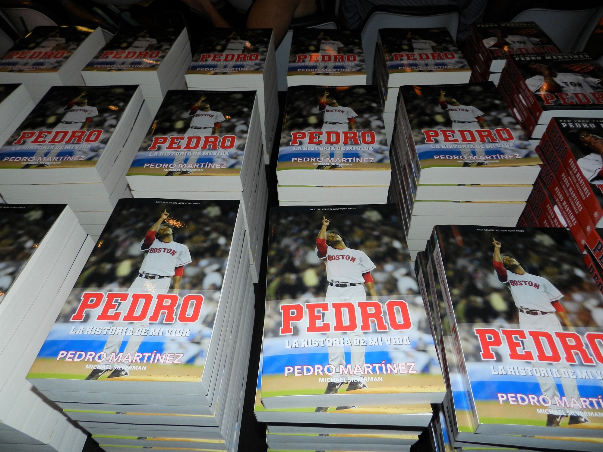 No puede dejar de adquirir la obra autobiográfica de la estrella del béisbol Pedro Martínez