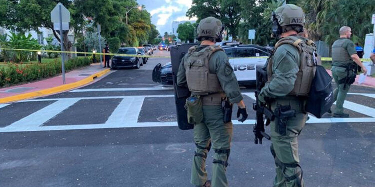 Un hombre en Miami-Dade muere en enfrentamiento contra el SWAT