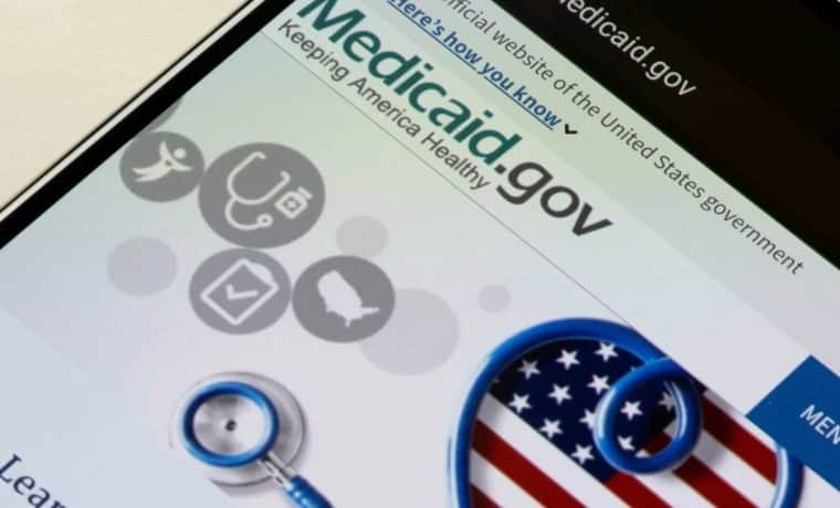 Cómo tener nuevo seguro médico si pierdes cobertura de Medicaid