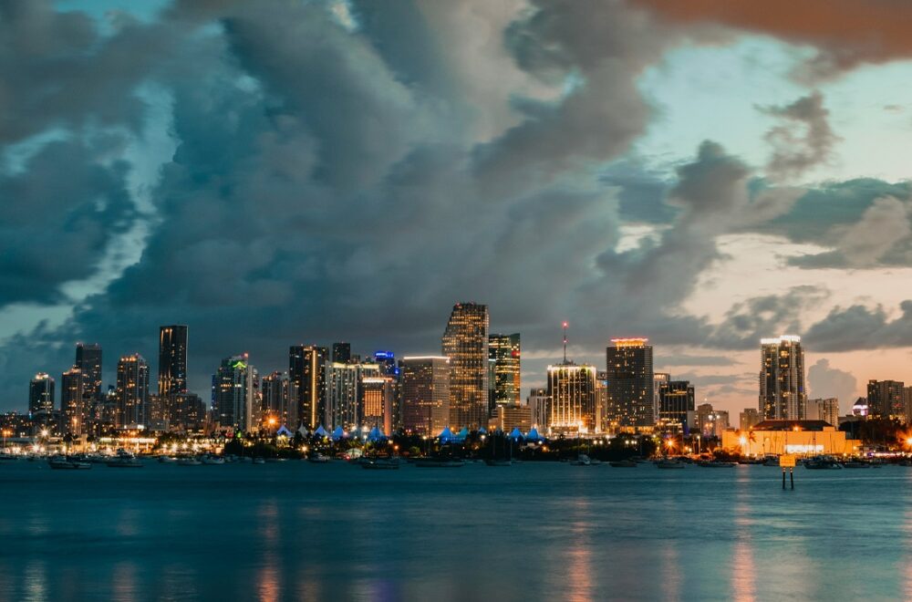 Miami se cubre de nubes y humedad en la última semana de diciembre