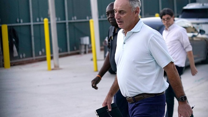 MLB extendió plazo de reuniones  para salvar el inicio de la temporada 2022