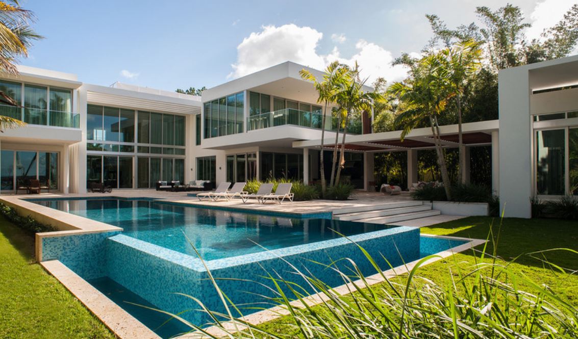 Leo Macedo vende su mansión en Miami Beach por $29 millones