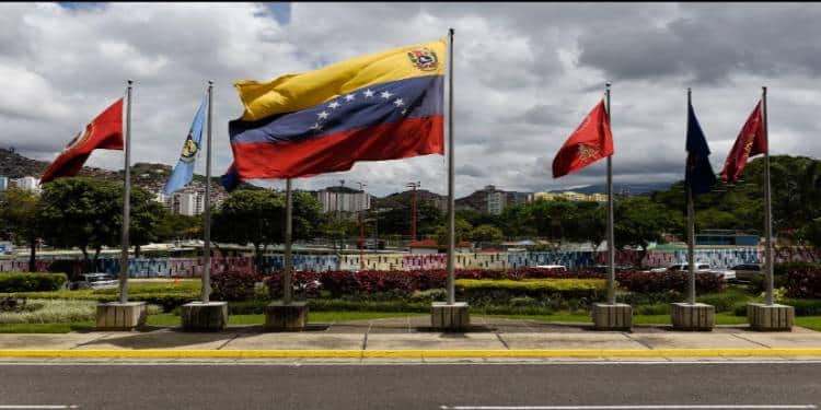 EEUU ordena al régimen de Maduro pagar $8.7 mil millones por incautación de activos