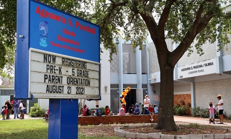 Maestra de Miami-Dade propinó varias bofetadas a estudiante de 10 años