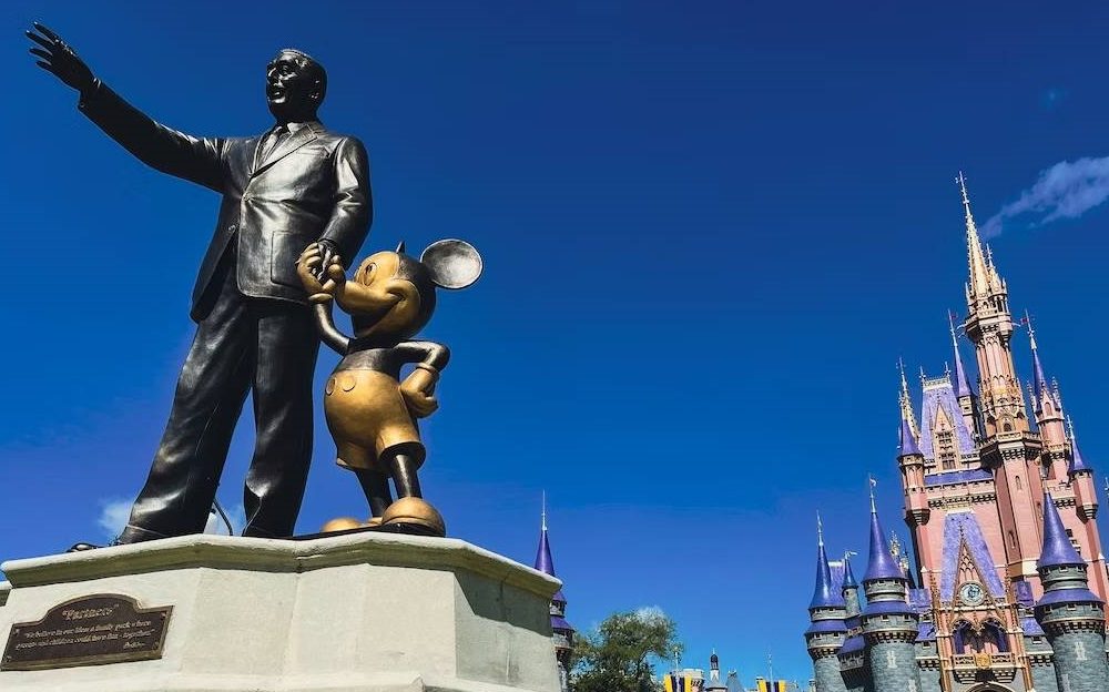 La razón por la que los parques de Disney se están quedando “vacíos”