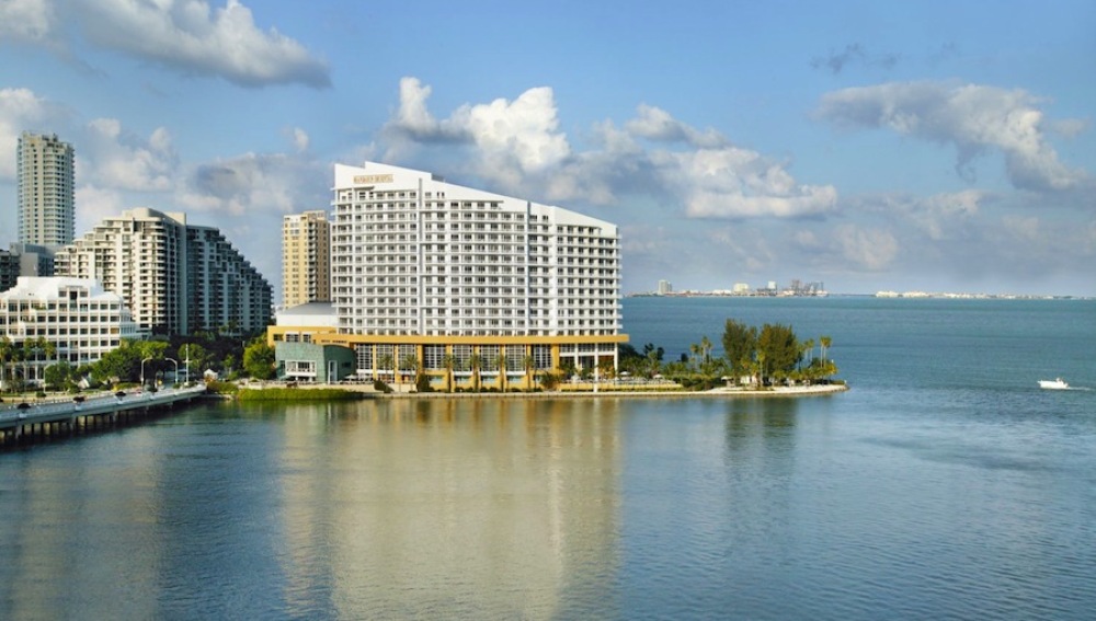 Tres de los mejores hoteles de Miami despiden a más de 850 trabajadores