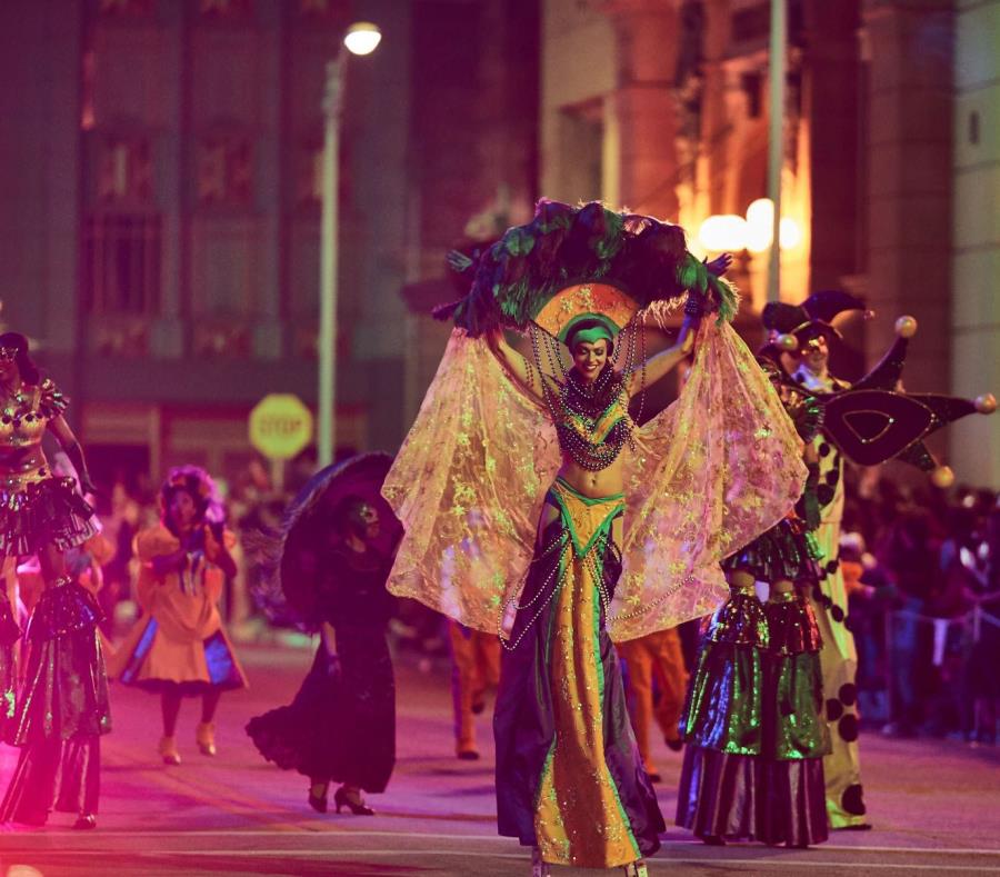 Carnaval de Mardi Gras llegó a Florida para prender la fiesta