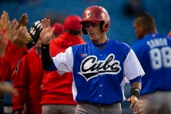 Prospecto cubano estaría en el radar de los Marlins de Miami
