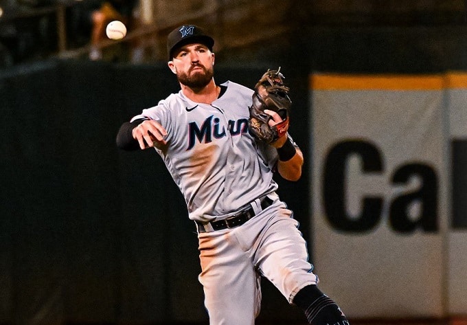 Miami Marlins volvió a ser dejado en el terreno