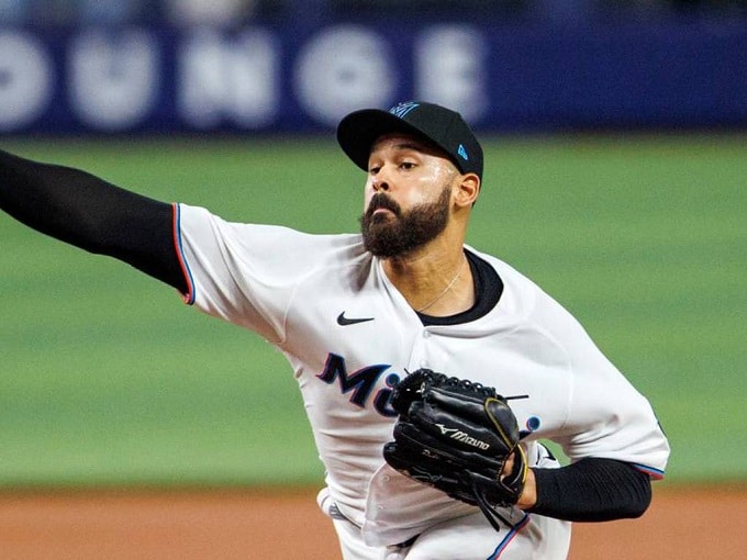 Miami Marlins tratará de empatar serie ante Los Ángeles Dodgers