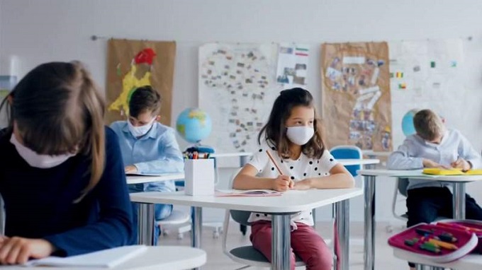 Distritos Escolares de Florida autorizados a exigir mascarillas en las escuelas