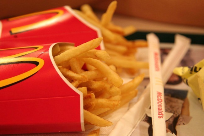 Revelan cómo se elaboran las papas fritas de McDonalds