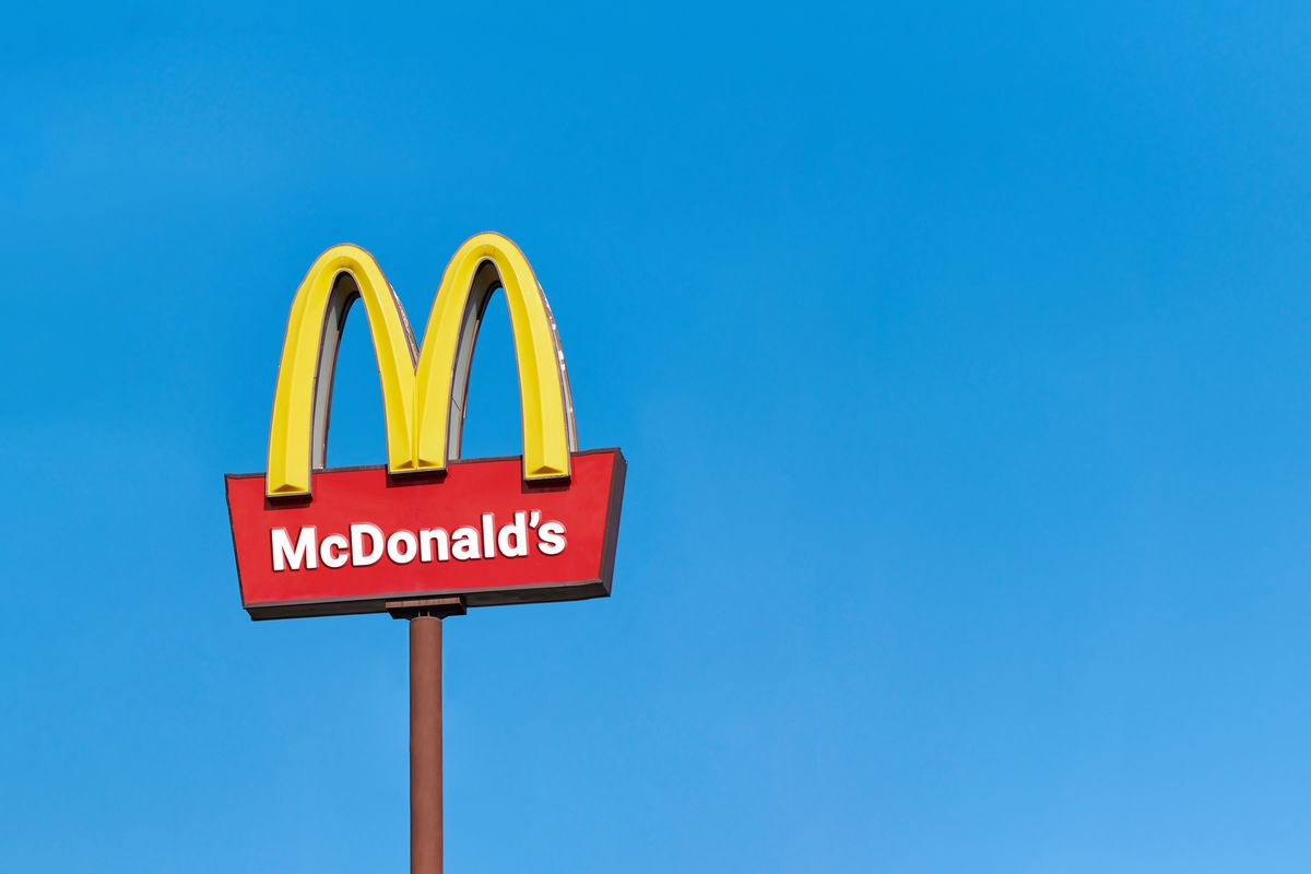 McDonald’s aumentará salario para enfrentar escasez de personal