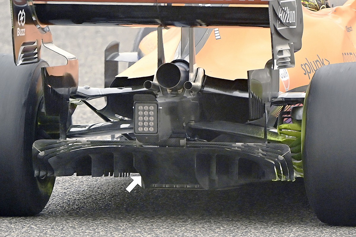 ¿Trampa? El inteligente truco de McLaren con las reglas del difusor (+Fotos)