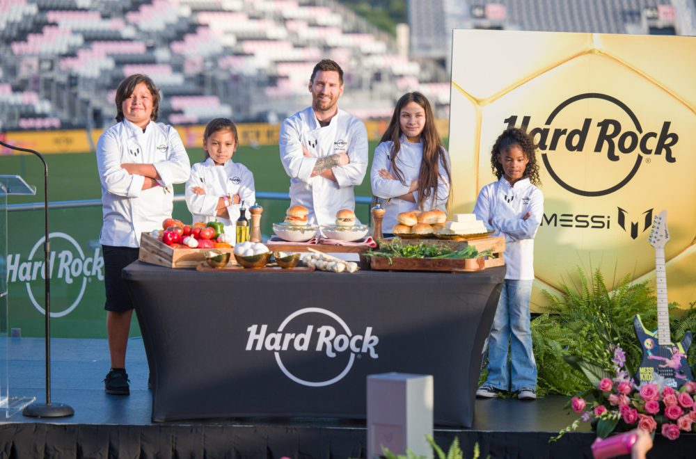 Hard Rock Café y Messi unen fuerzas: ¡Presentan el Messi Kids Menu!