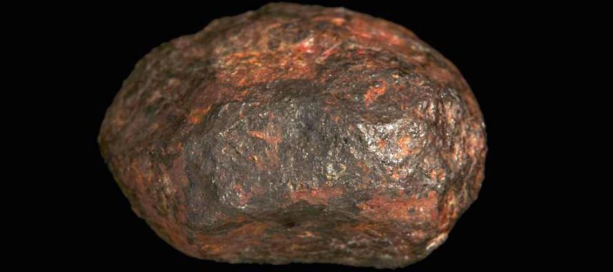 Descubren mineral nunca visto en la Tierra en meteorito que cayó en 1951