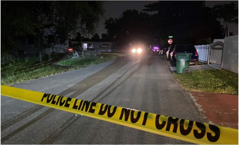 Policía de Miami investiga tiroteo que dejó una persona herida en Northwest