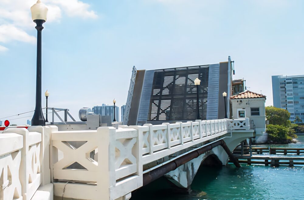 Puentes de Miami-Dade se convierten en un riesgo estructural por envejecimiento