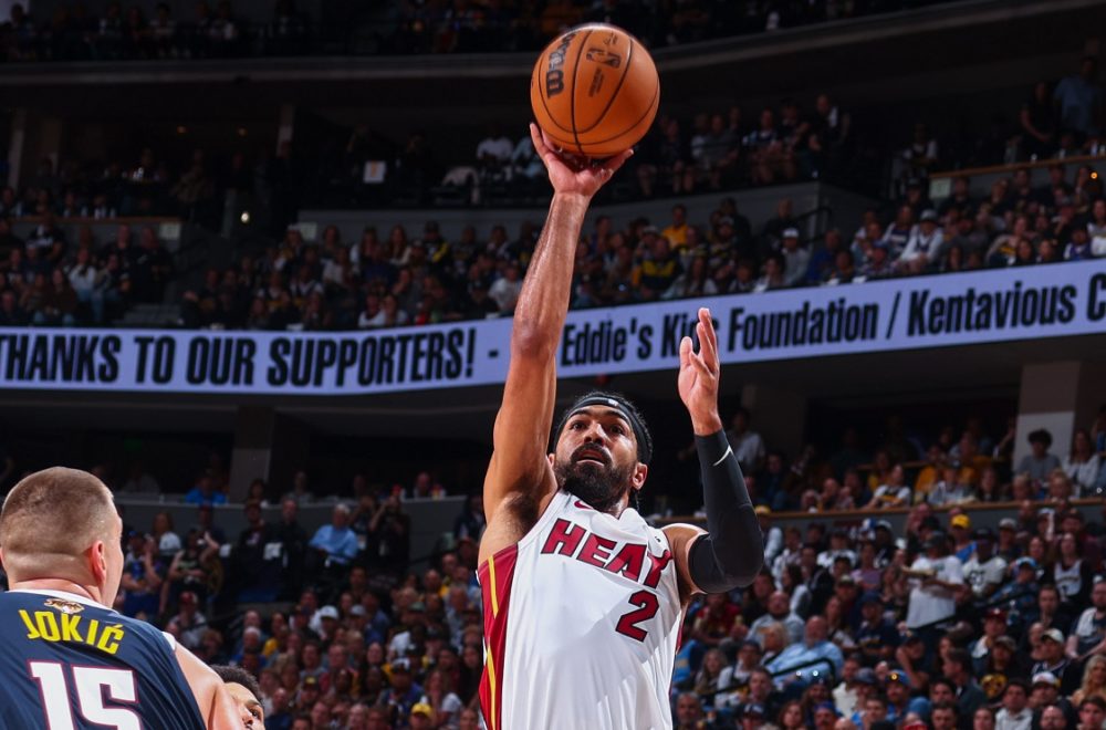 Miami Heat vence de visita a Denver e iguala la final de la NBA