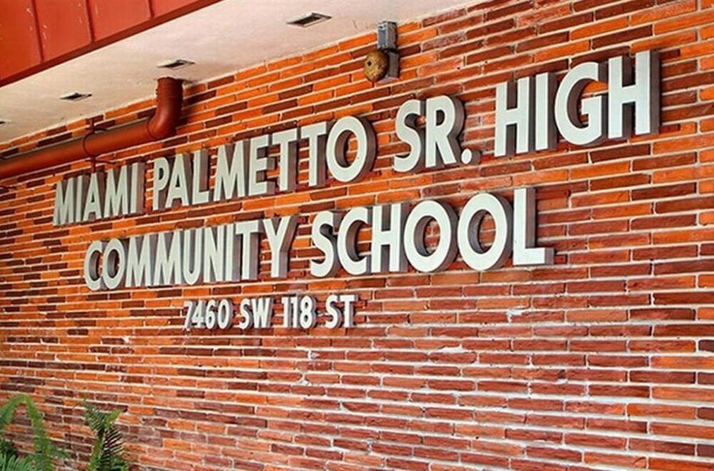 Estudiante de Pinecrest arrestada por activar arma eléctrica en clases