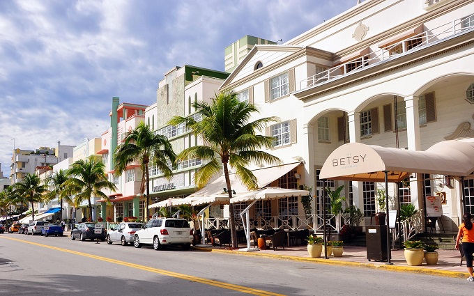 Familia propietaria de cuatro hoteles en Art Deco demandó a la ciudad de Miami Beach