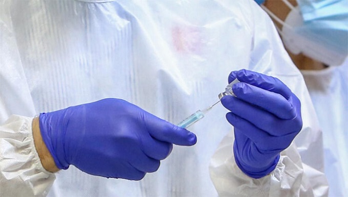 Escasean vacunas contra el Covid-19 en Miami Dade