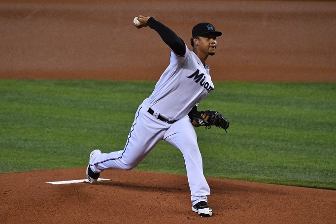 Miami Marlins tratará de cerrar la temporada con victoria