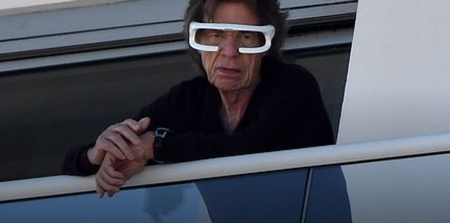 Mick Jagger causó revuelo en Miami con estos innovadores anteojos