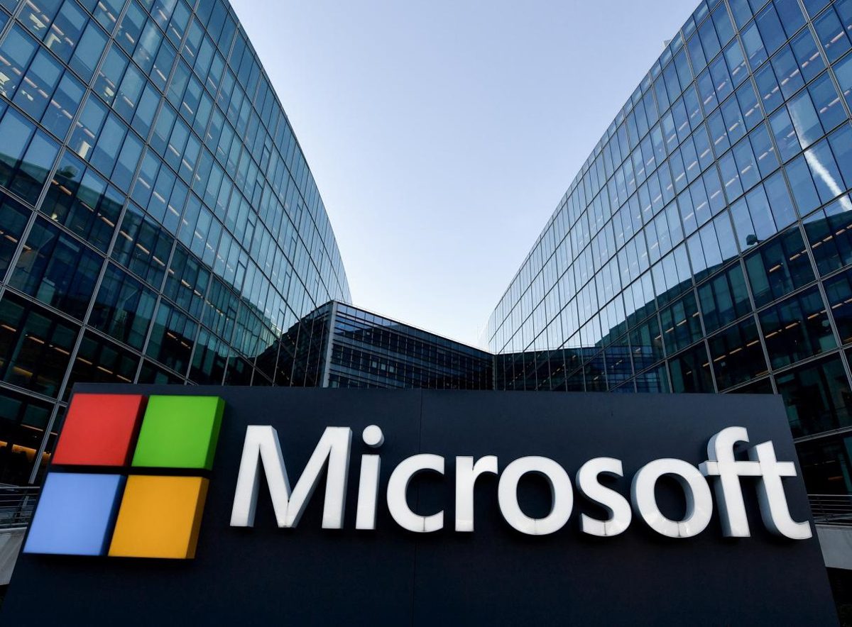 Microsoft retrasó regreso de trabajadores a sus oficinas