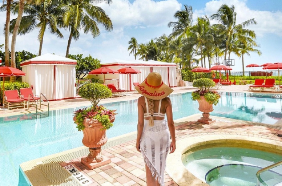 El mejor y más lujoso resort de EE.UU está al norte de Miami Beach