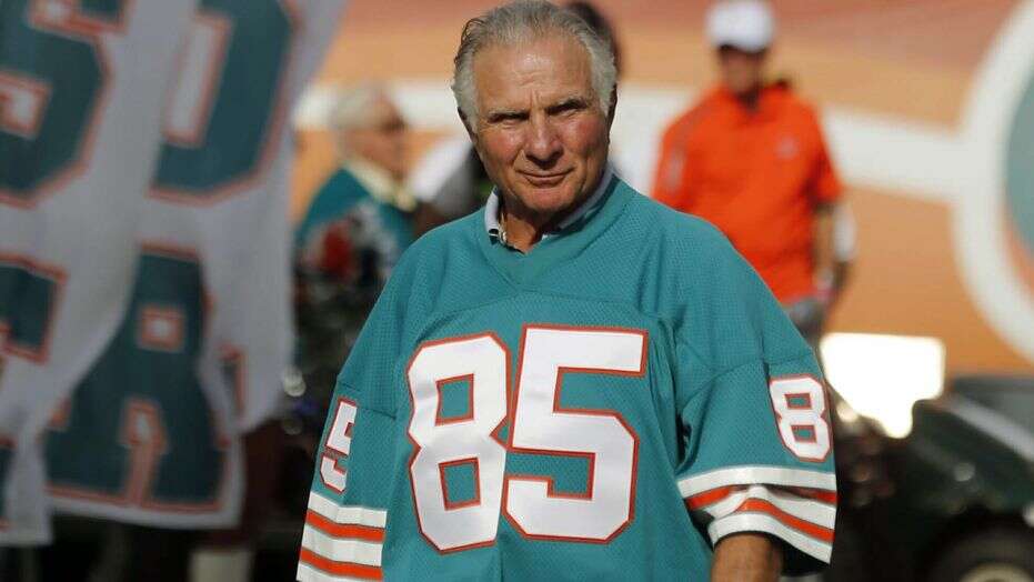 El Salón de la Fama de los Miami Dolphins, Nick Buoniconti, muere a los 78 años