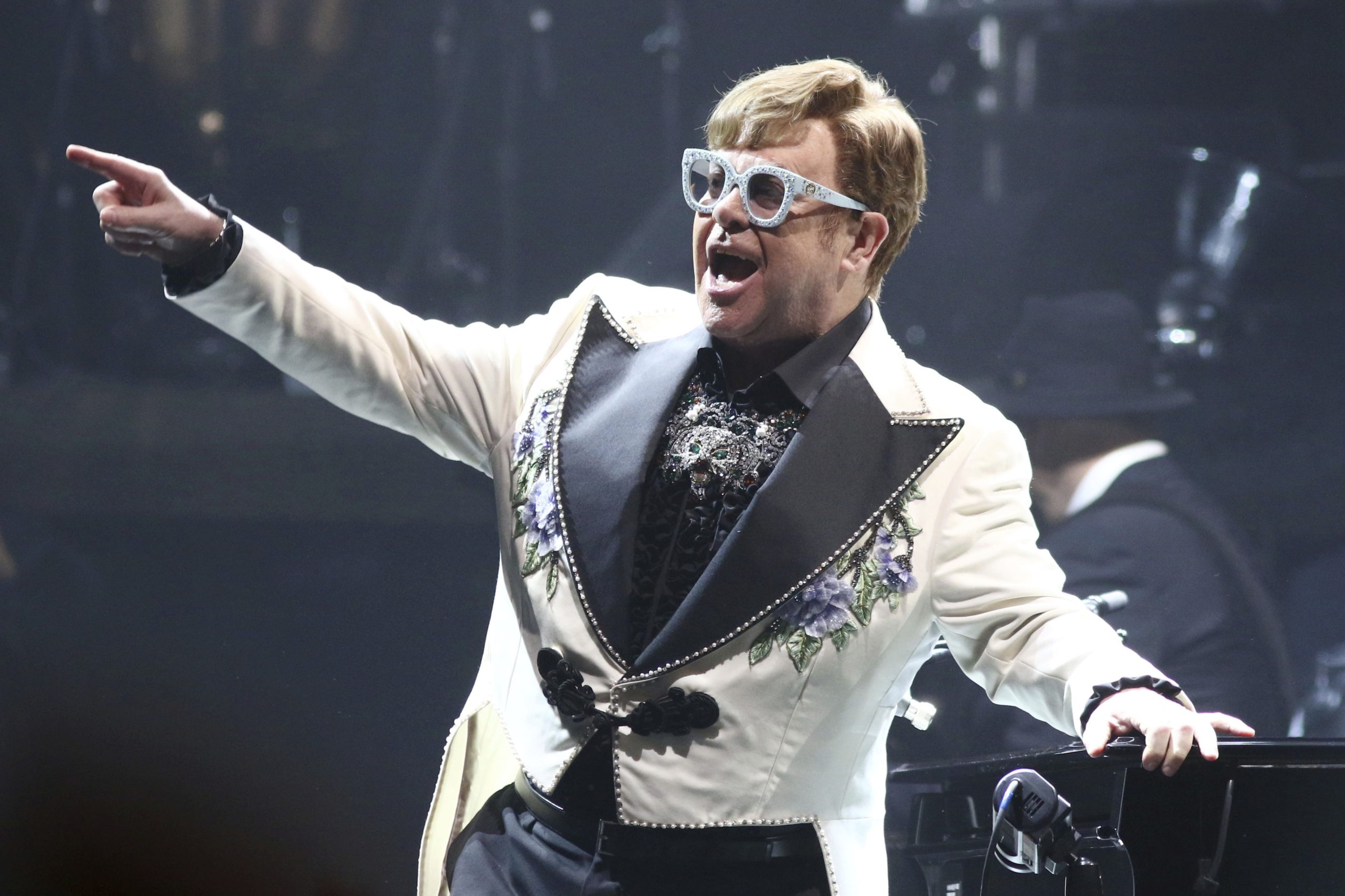 La gira de despedida de Elton John a sus 75 años