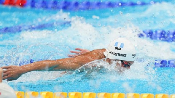 Nadador de Guatemala clasificó por primera vez a una final en   la natación olímpica