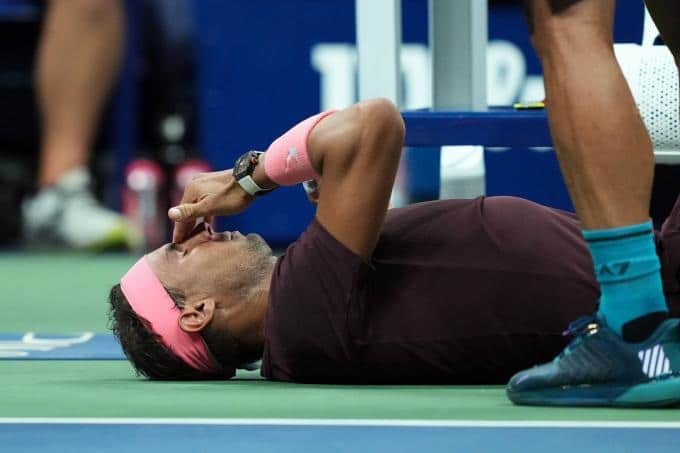 Rafael Nadal tuvo una victoria accidentada en el UsOpen