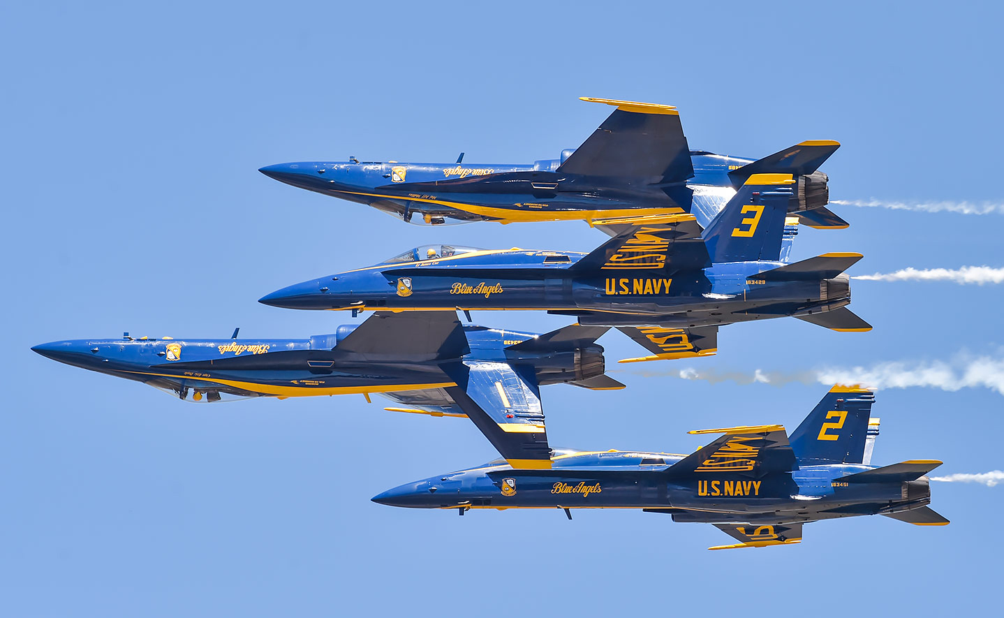 Blue Angels sobrevuelan esta tarde el sur de Florida como parte de la operación “America Strong”