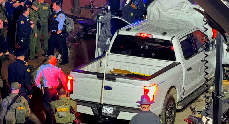 Investigan vínculos terroristas de hombre que arrolló a decenas de personas en Nueva Orleans
