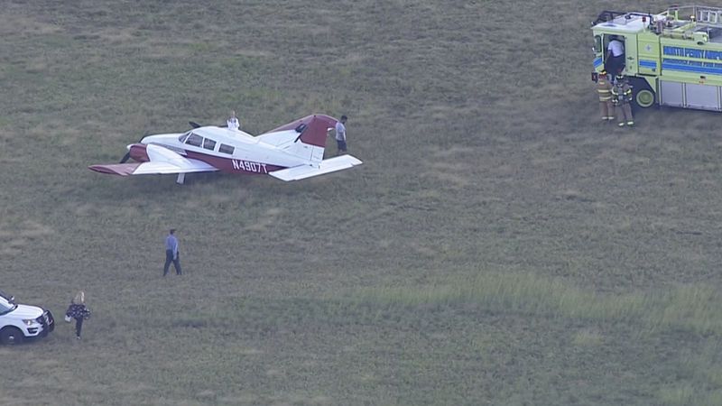 Un avión se salió de la pista en el aeropuerto de North Perry